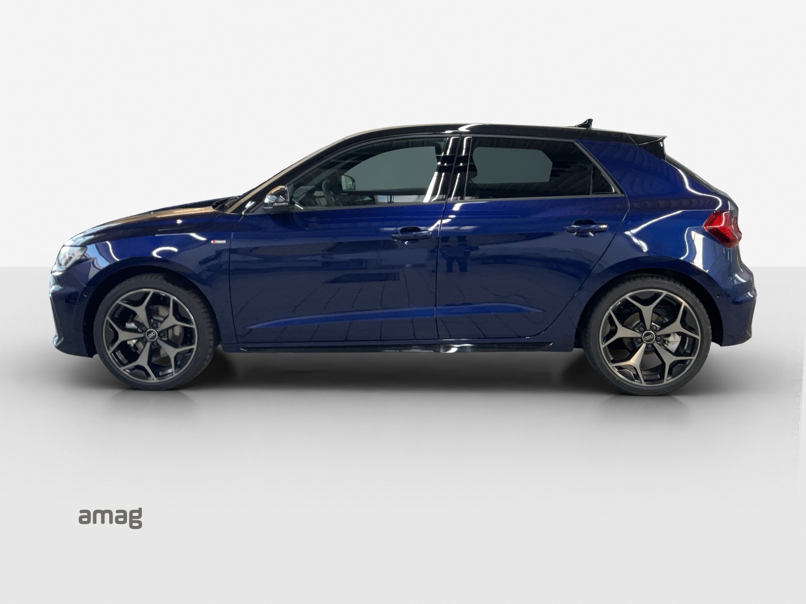 AUDI A1 Sportback 30 TFSI S Line Attraction S-tronic-image-1