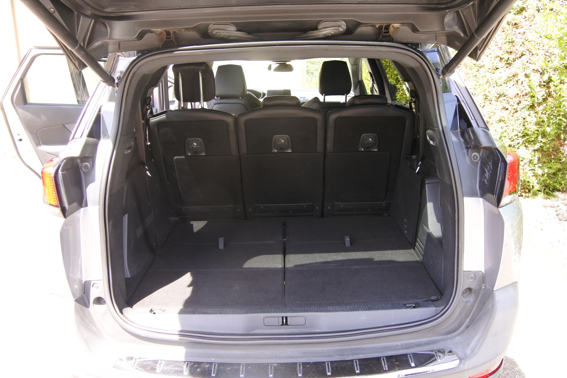 PEUGEOT 1.6 BlueHDi GT Line-image-3