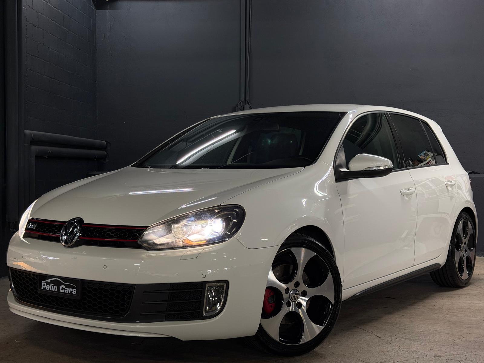 VW Golf 2.0 TSI GTI Performance DSG Frisch ab MFK&Frisch ab Service-showroom-element-1