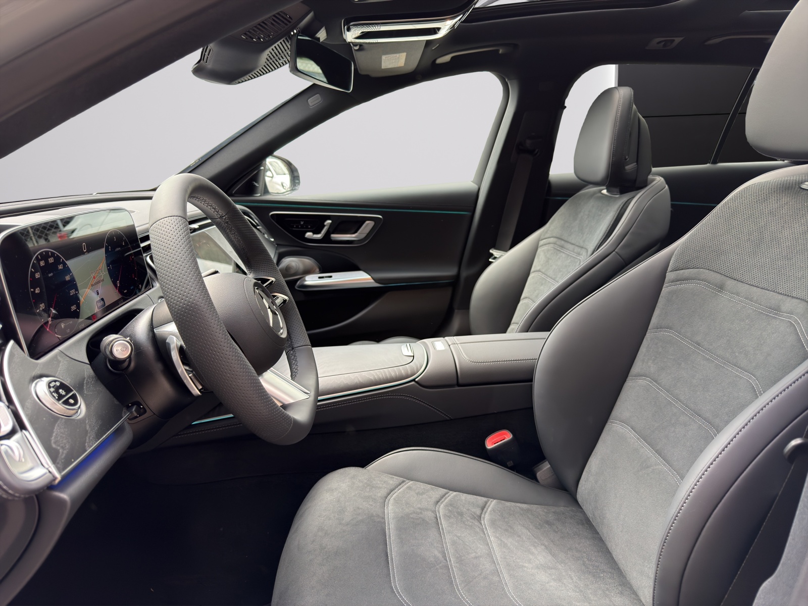 MERCEDES-BENZ E 220 d T 4Matic 9G-Tronic-image-6