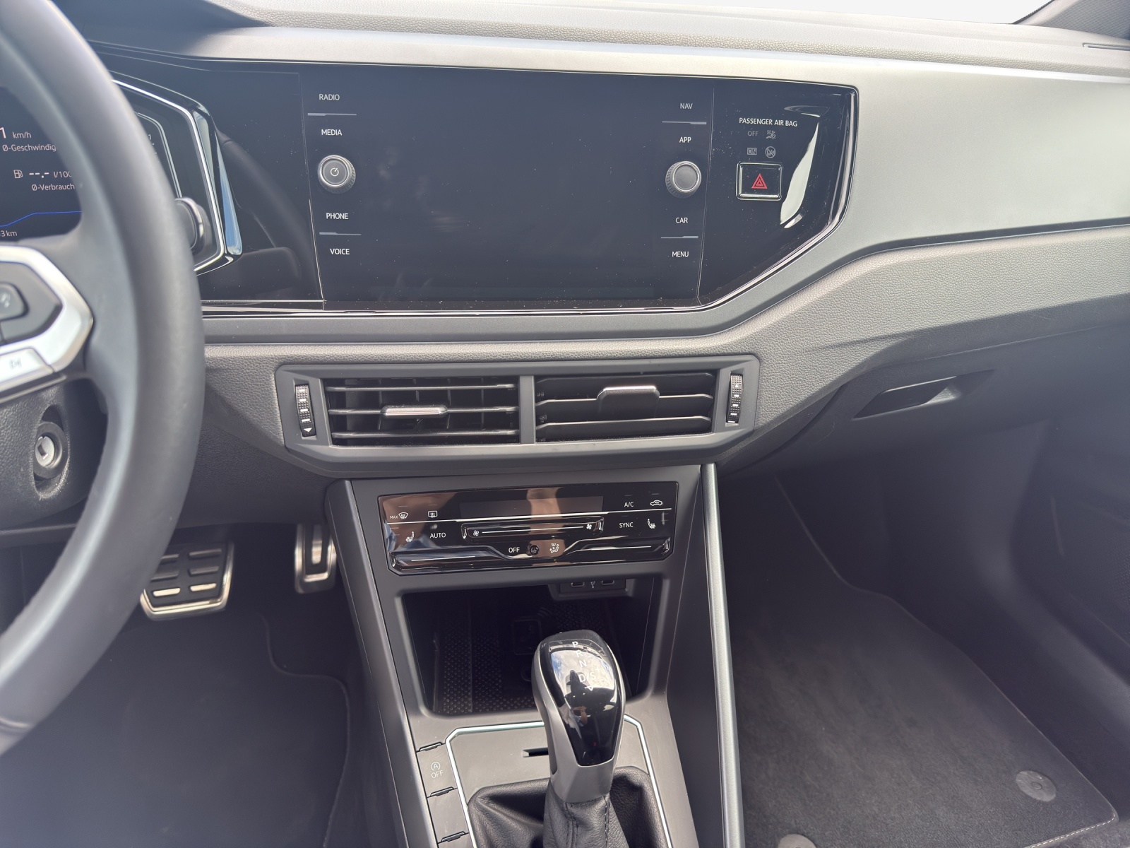 VW Polo 1.0 TSI R-Line DSG-image-10