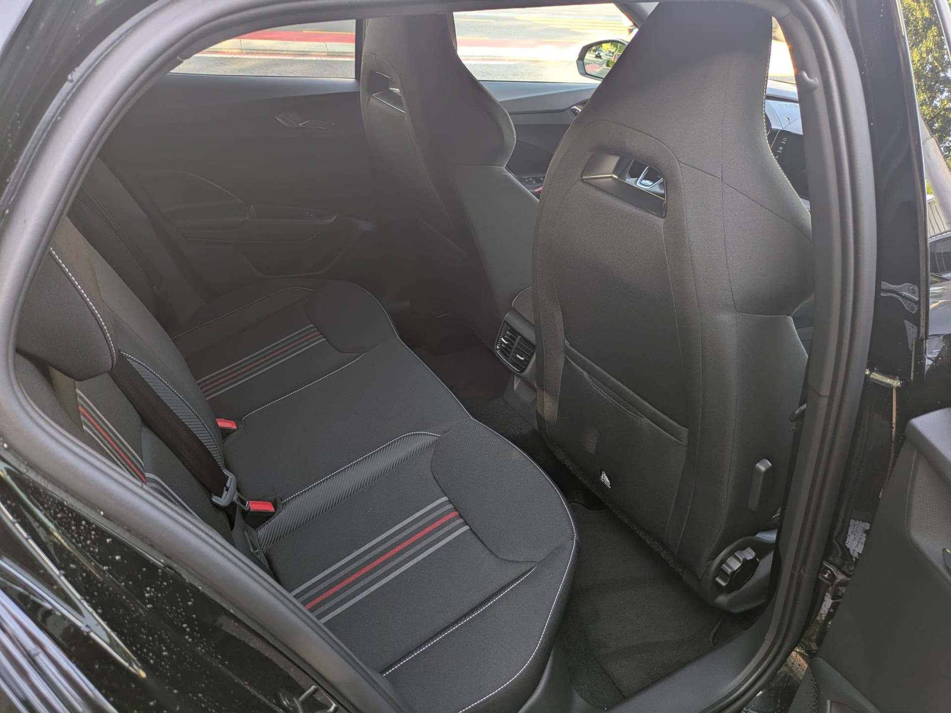SKODA Fabia 1.0 TSI Monte Carlo DSG-image-11