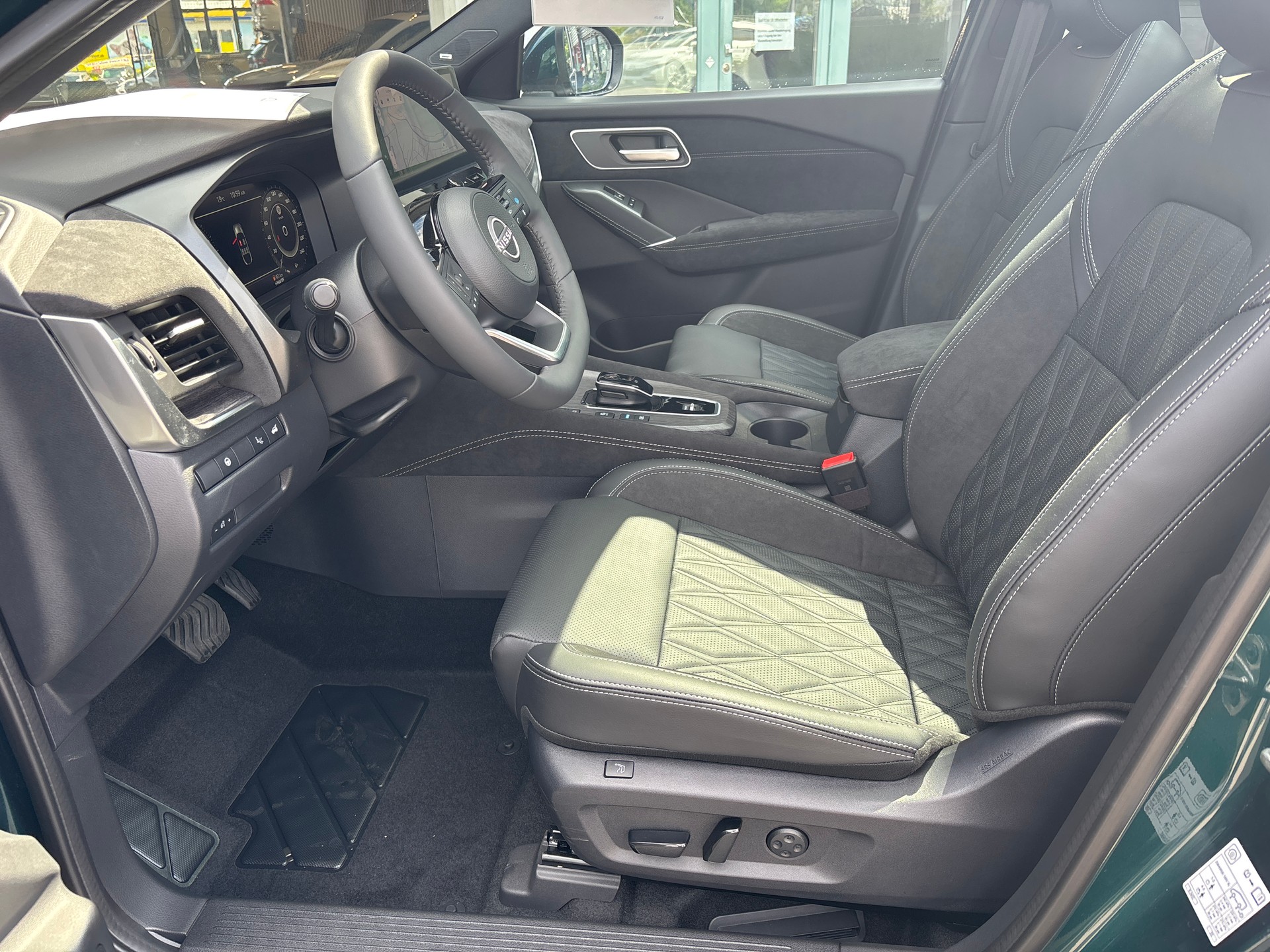 NISSAN Qashqai 1.5 VC-T e-Power Tekna+-image-9