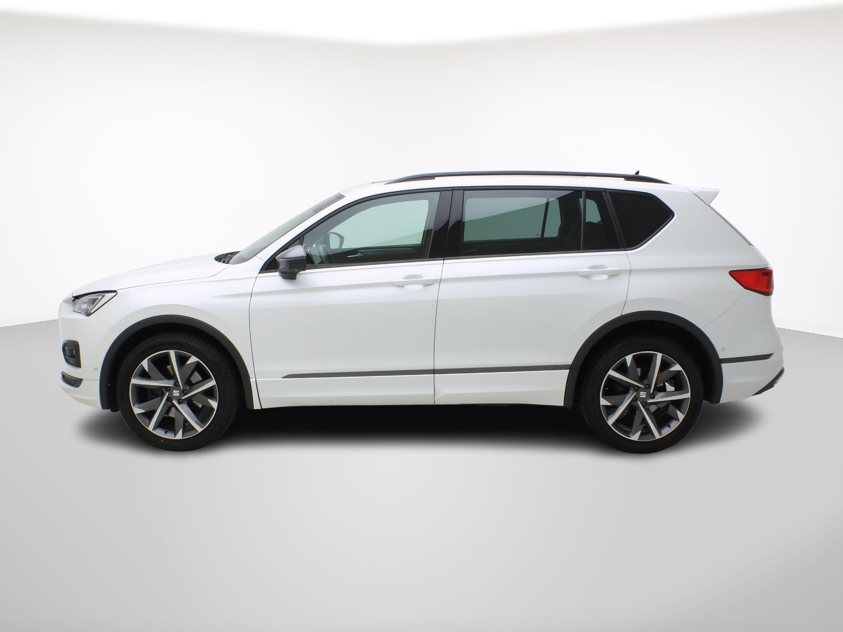 SEAT Tarraco 2.0 TDI DSG FR 4Drive-image-2