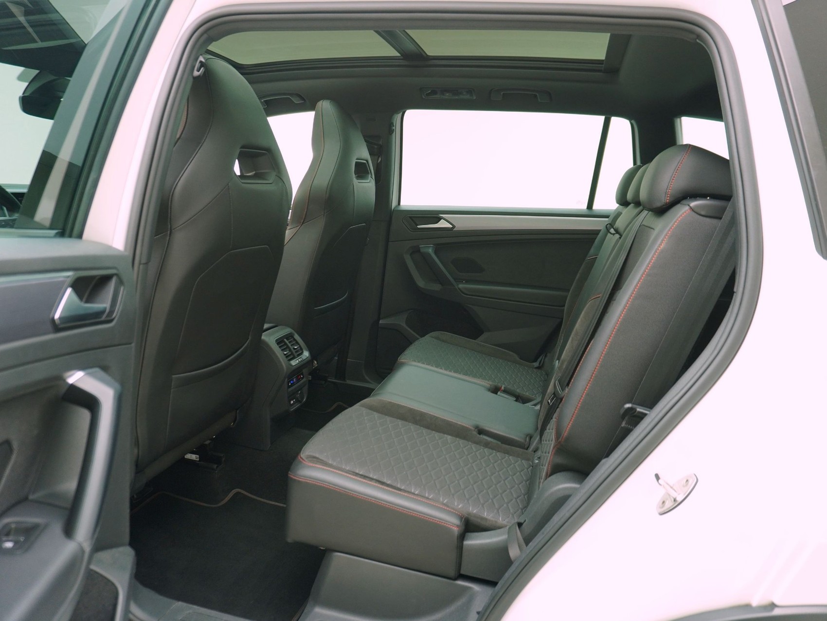 SEAT Tarraco 2.0 TDI DSG FR 4Drive-image-12
