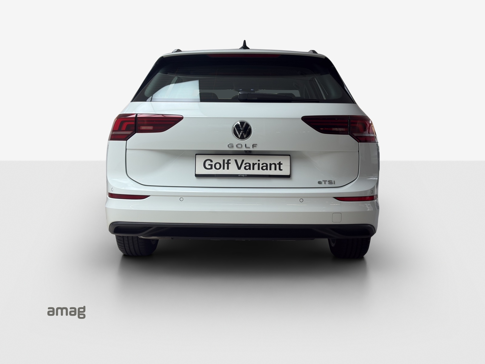 VW Golf Variant 1.5 eTSI mHEV Life-showroom-element-3