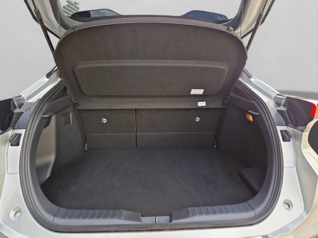 TOYOTA C-HR 2.0 PHEV Swiss Edition 47257/000-image-15