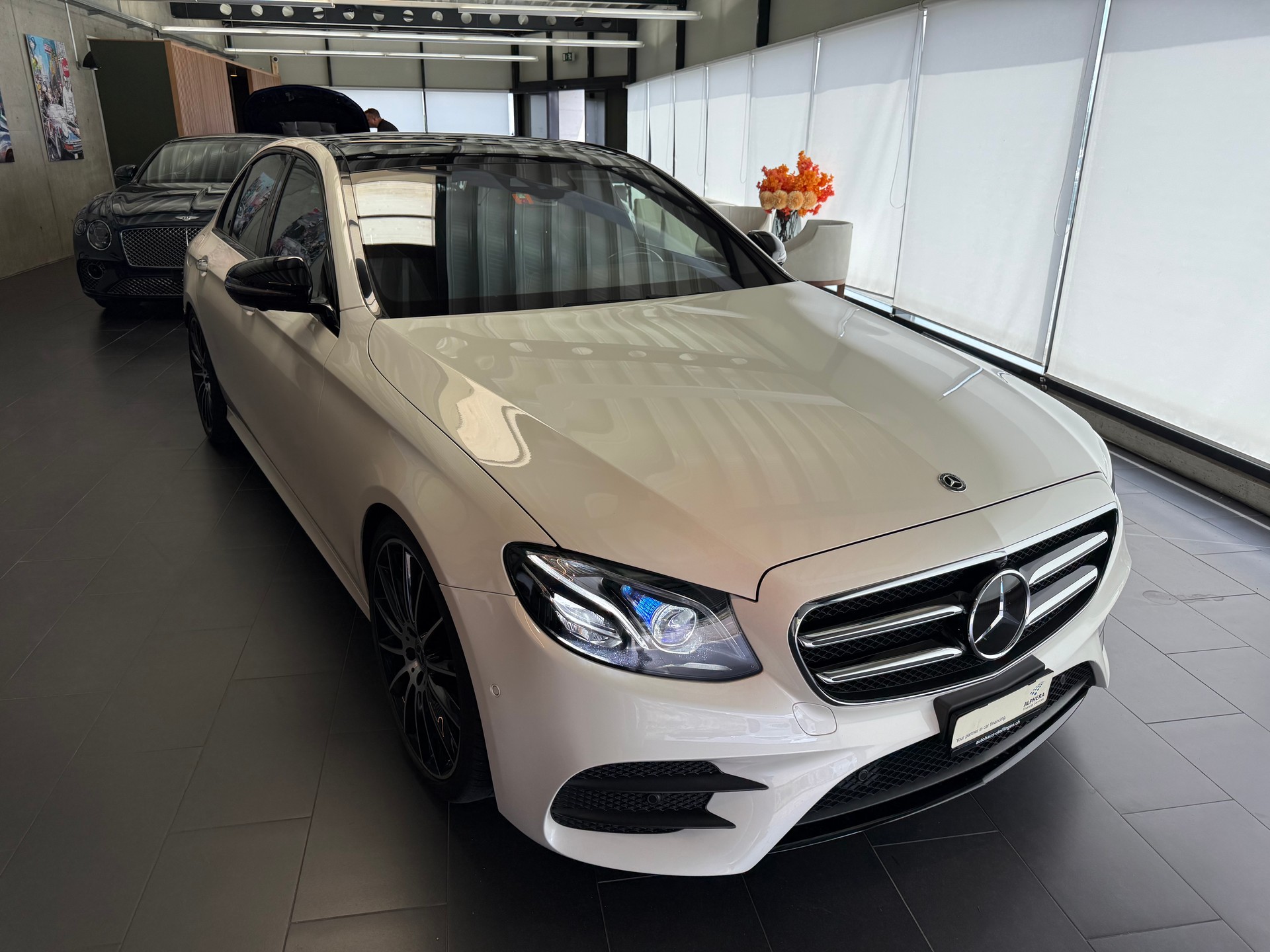 MERCEDES-BENZ E 400 d AMG Line 4matic-image-22