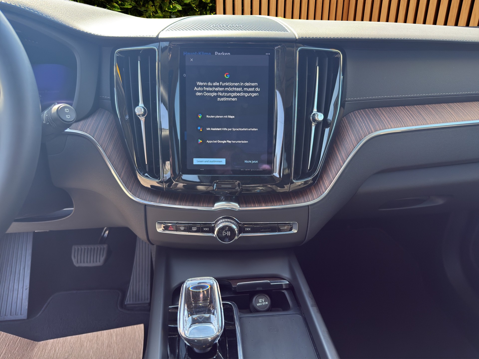 VOLVO XC60 2.0 T6 TE Ultimate Bright eAWD-image-12