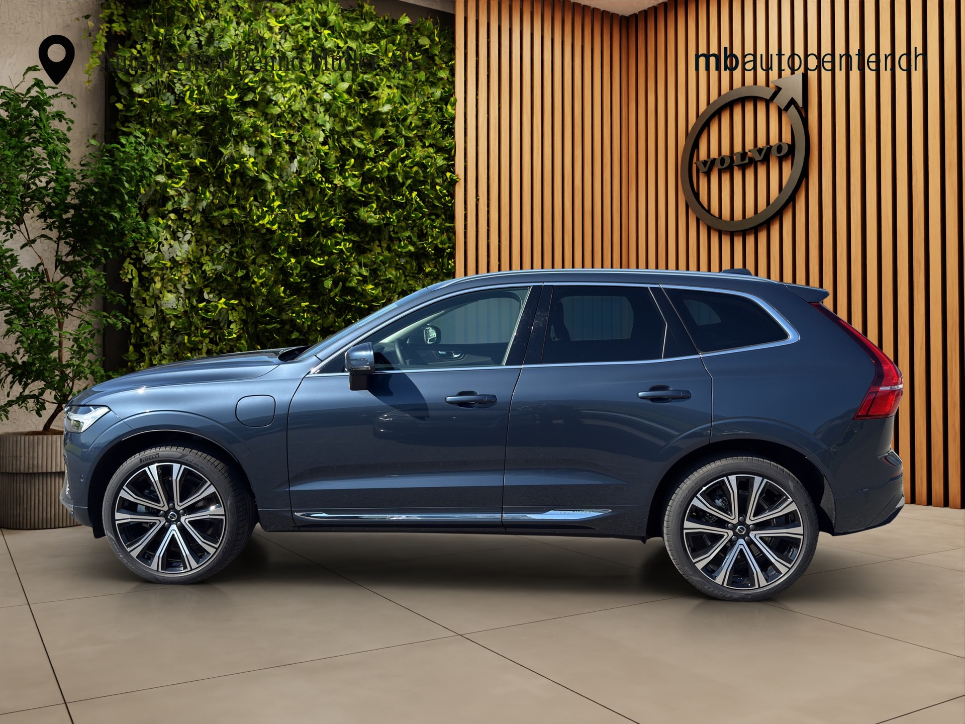 VOLVO XC60 2.0 T6 TE Ultimate Bright eAWD-showroom-element-1