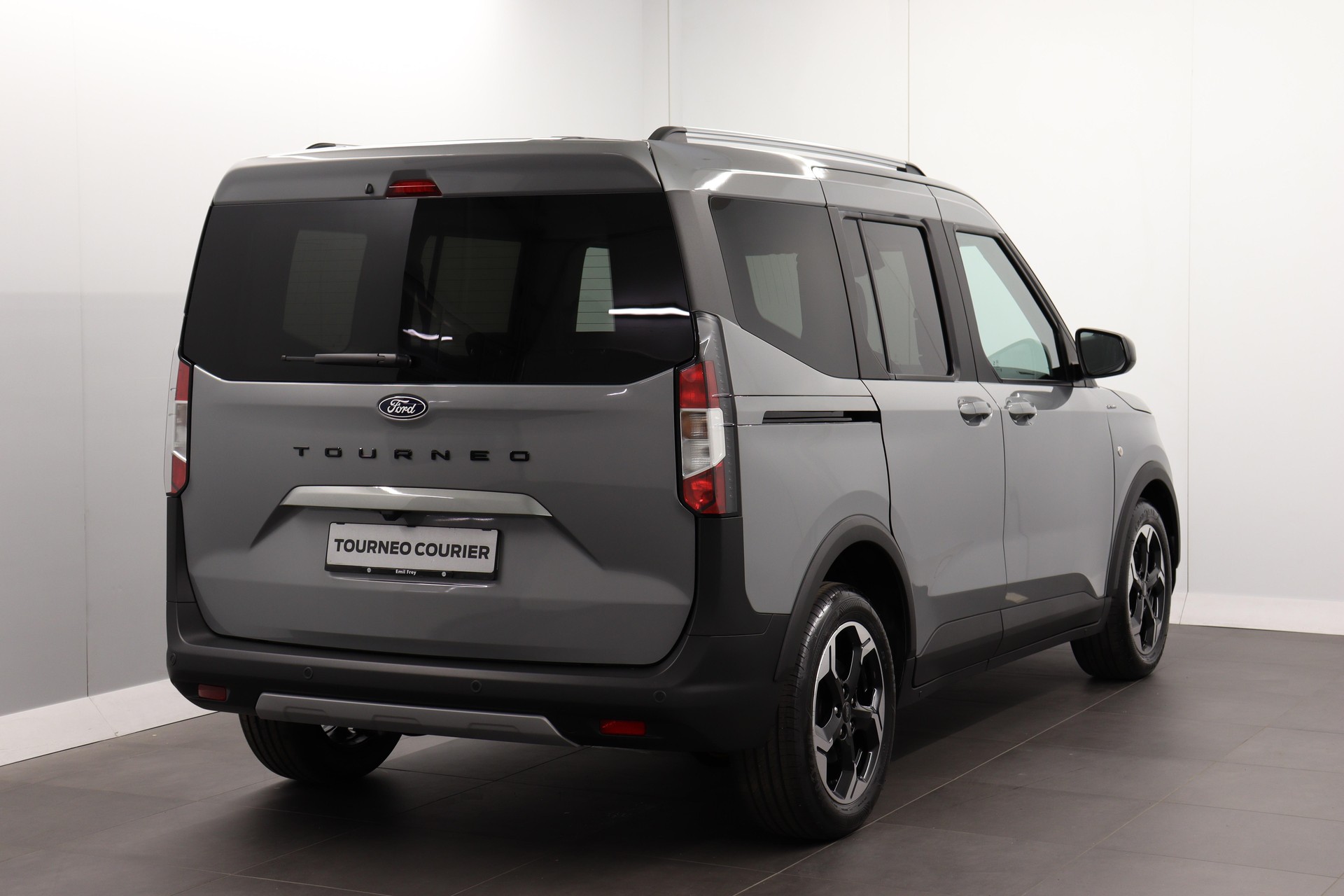FORD Tourneo Courier 1.0 EcoBoost Active-image-2