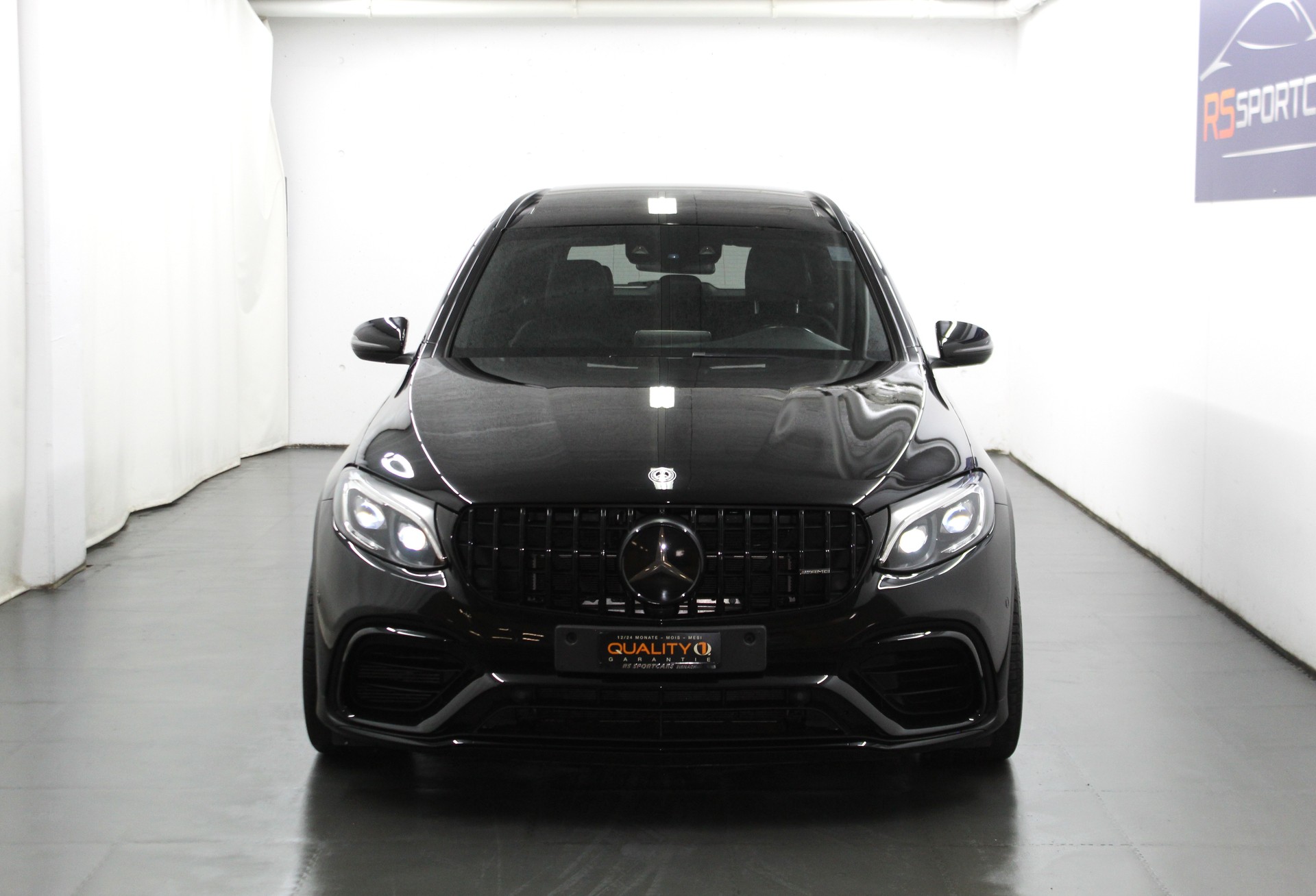 MERCEDES-BENZ GLC 63 AMG 4Matic+ 9G-Tronic Black Edition ohne OPF-showroom-element-2