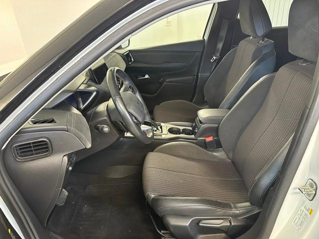 DS AUTOMOBILES 3 Crossback 1.2 PureTech 130 Ligne Noire-image-4