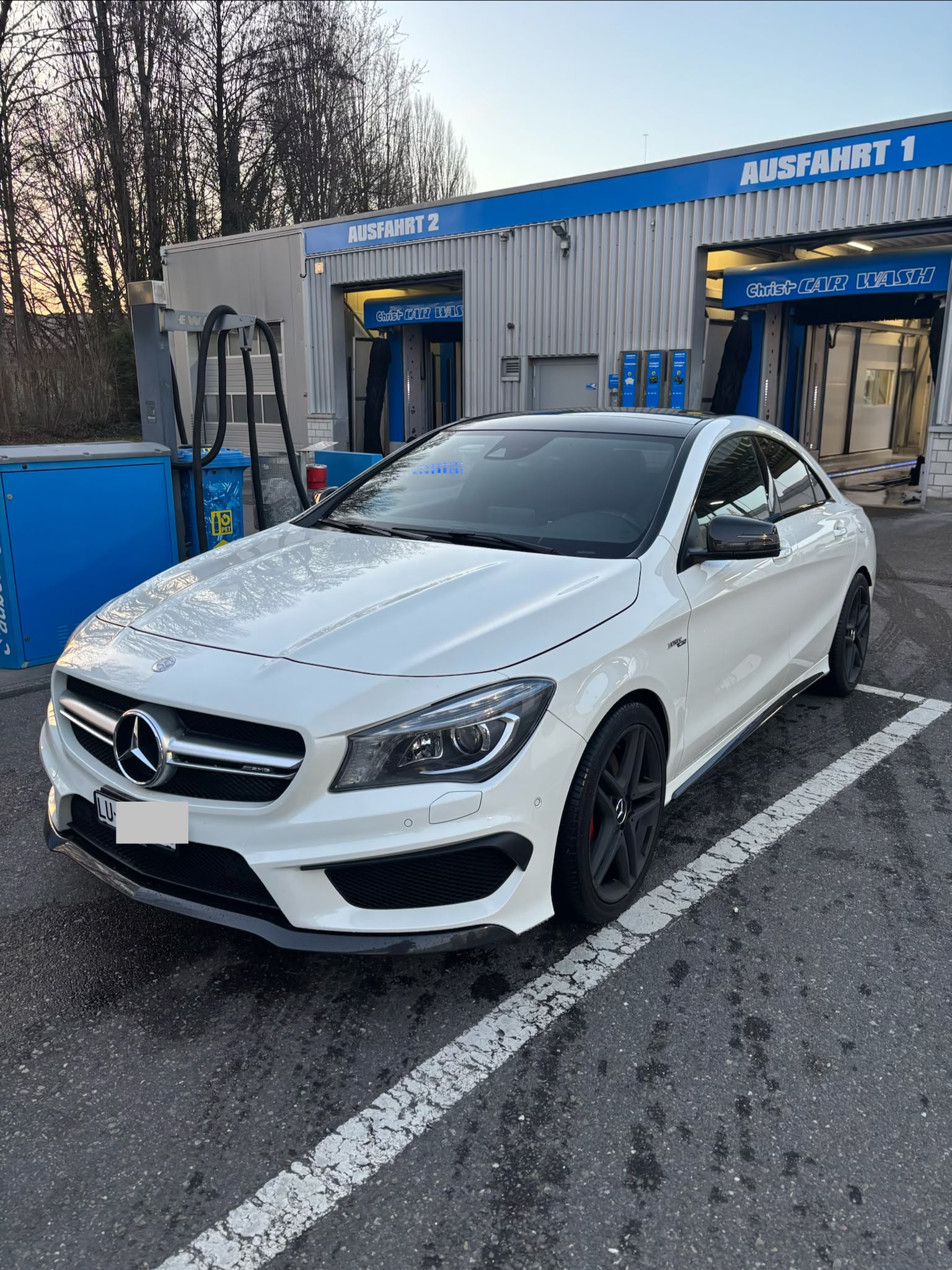 MERCEDES-BENZ CLA 45 AMG 4m