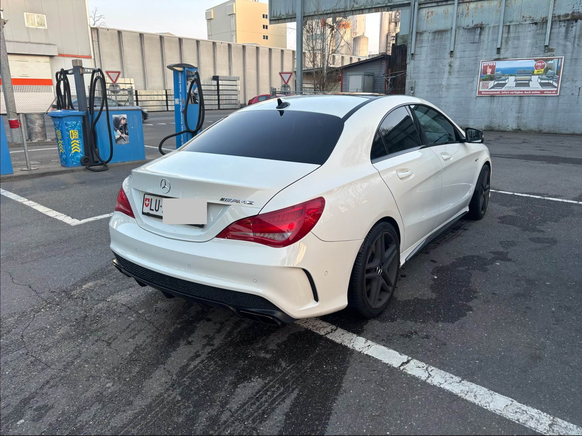 MERCEDES-BENZ CLA 45 AMG 4m-image-1