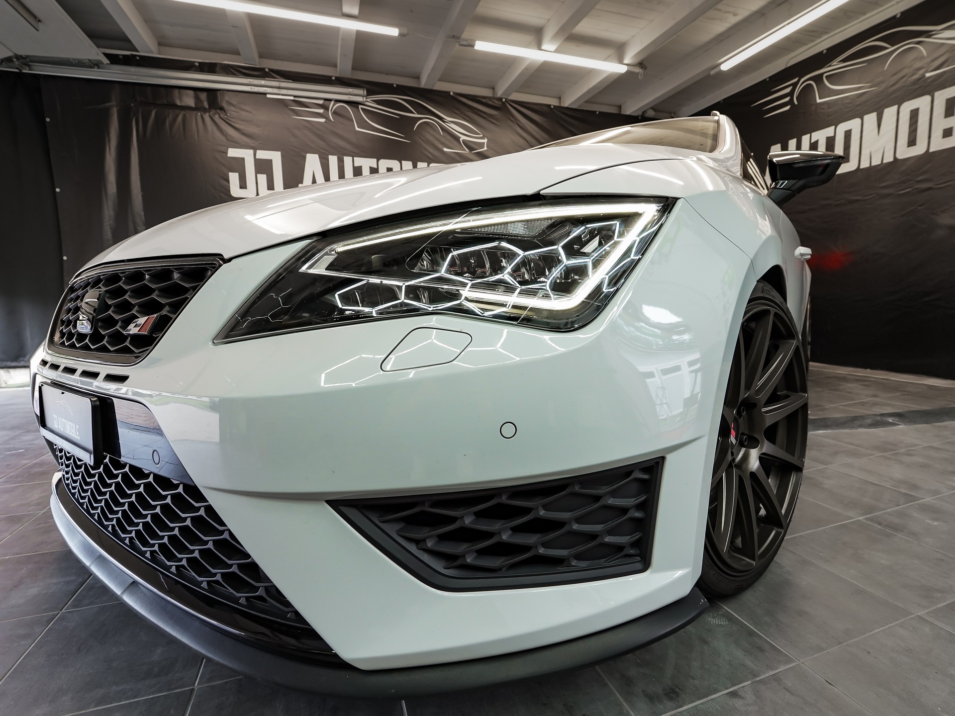 SEAT Leon ST 2.0 TSI Cupra 290 DSG-showroom-element-2