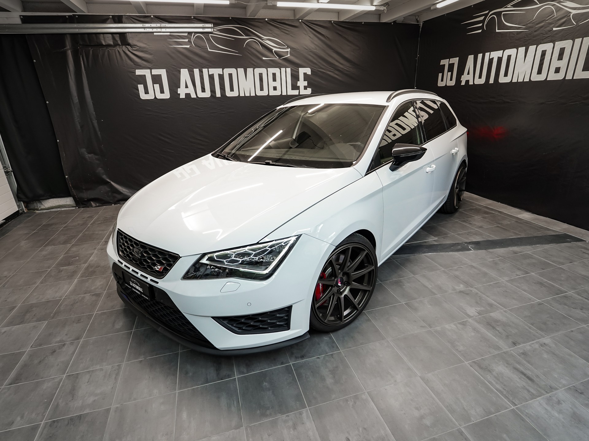 SEAT Leon ST 2.0 TSI Cupra 290 DSG