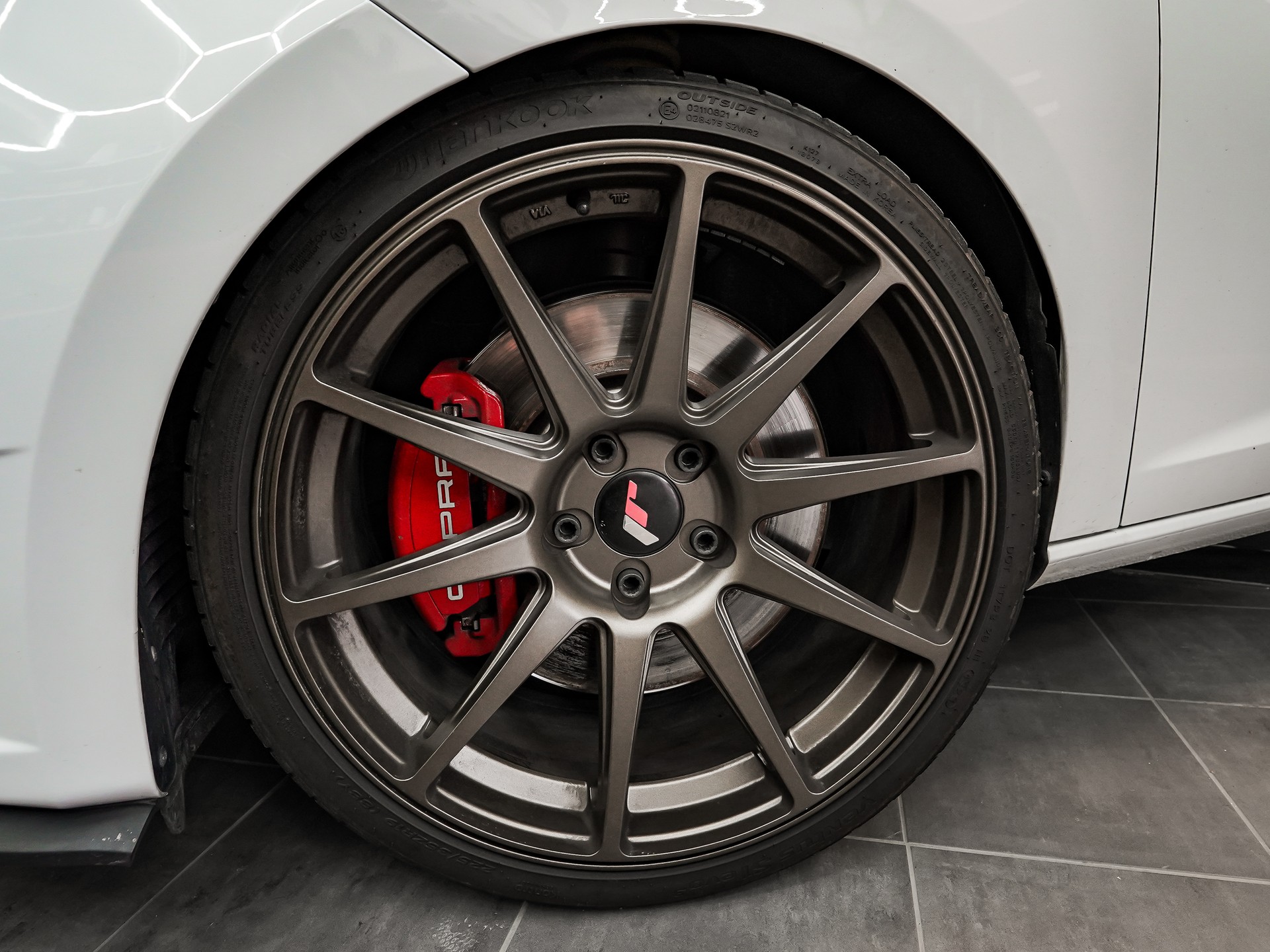 SEAT Leon ST 2.0 TSI Cupra 290 DSG-image-14