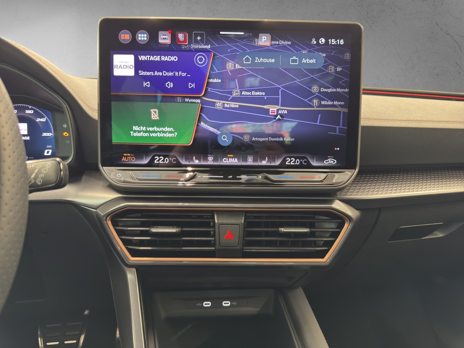 CUPRA LEON ST 2.0 TSI Black Symphony DSG 4Drive-image-15