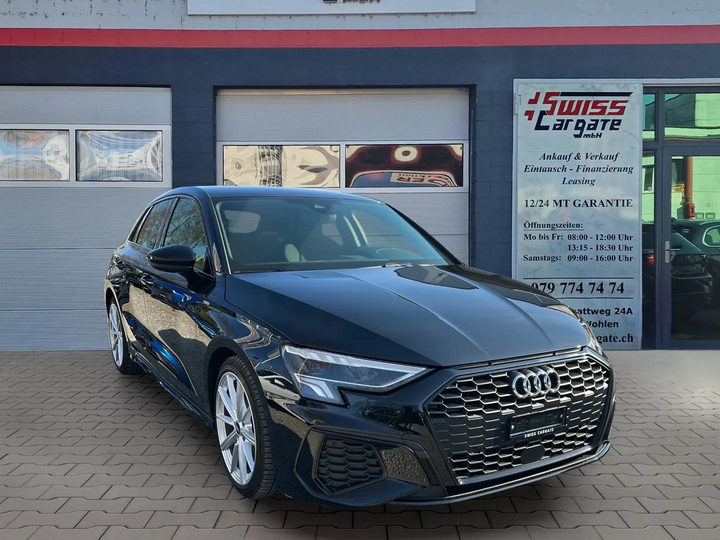 AUDI A3 Sportback 35 TFSI S line Attraction S-tronic mit 5J Werksgarantie oder bis 100000km-showroom-element-1