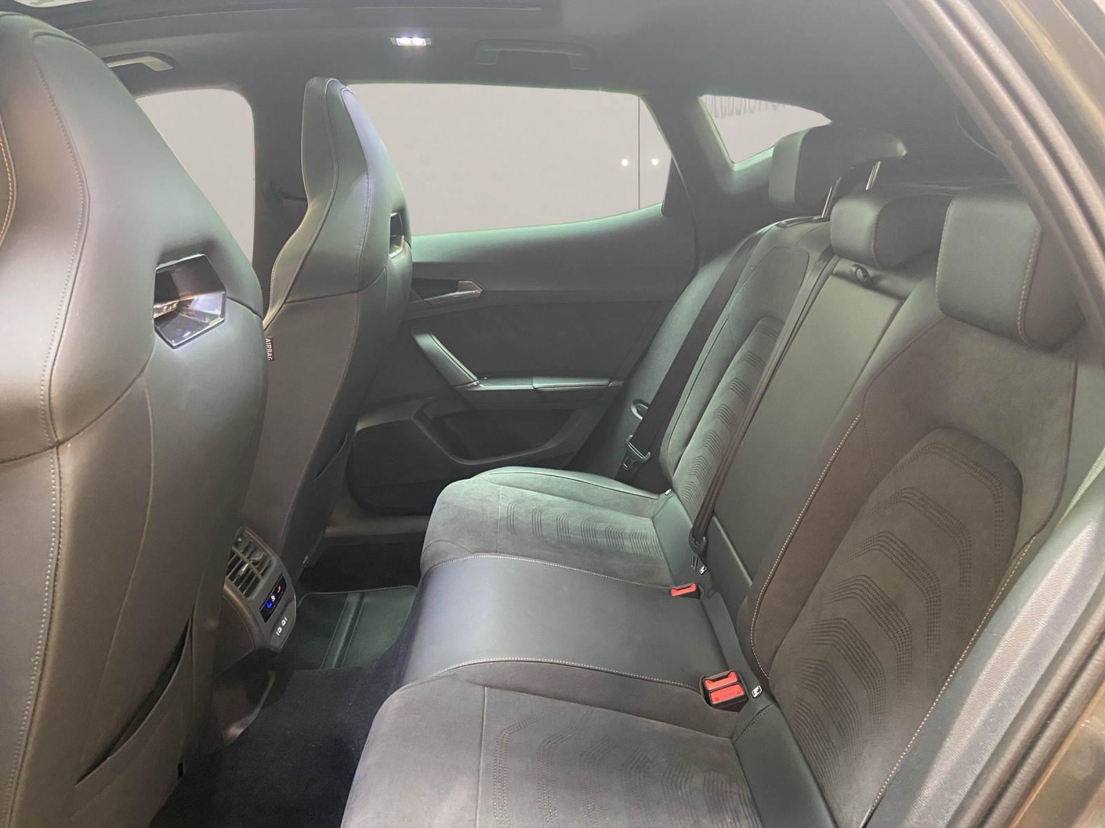 CUPRA Formentor 2.0 TSI VZ Tribe Edition DSG-image-15