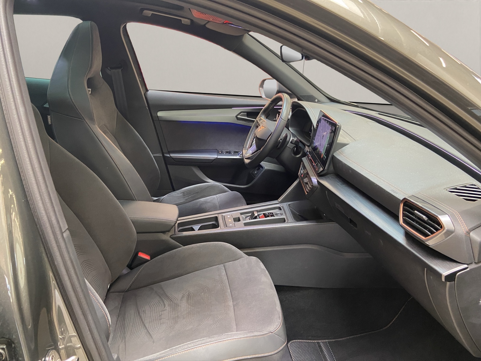 CUPRA Formentor 2.0 TSI VZ Tribe Edition DSG-image-14