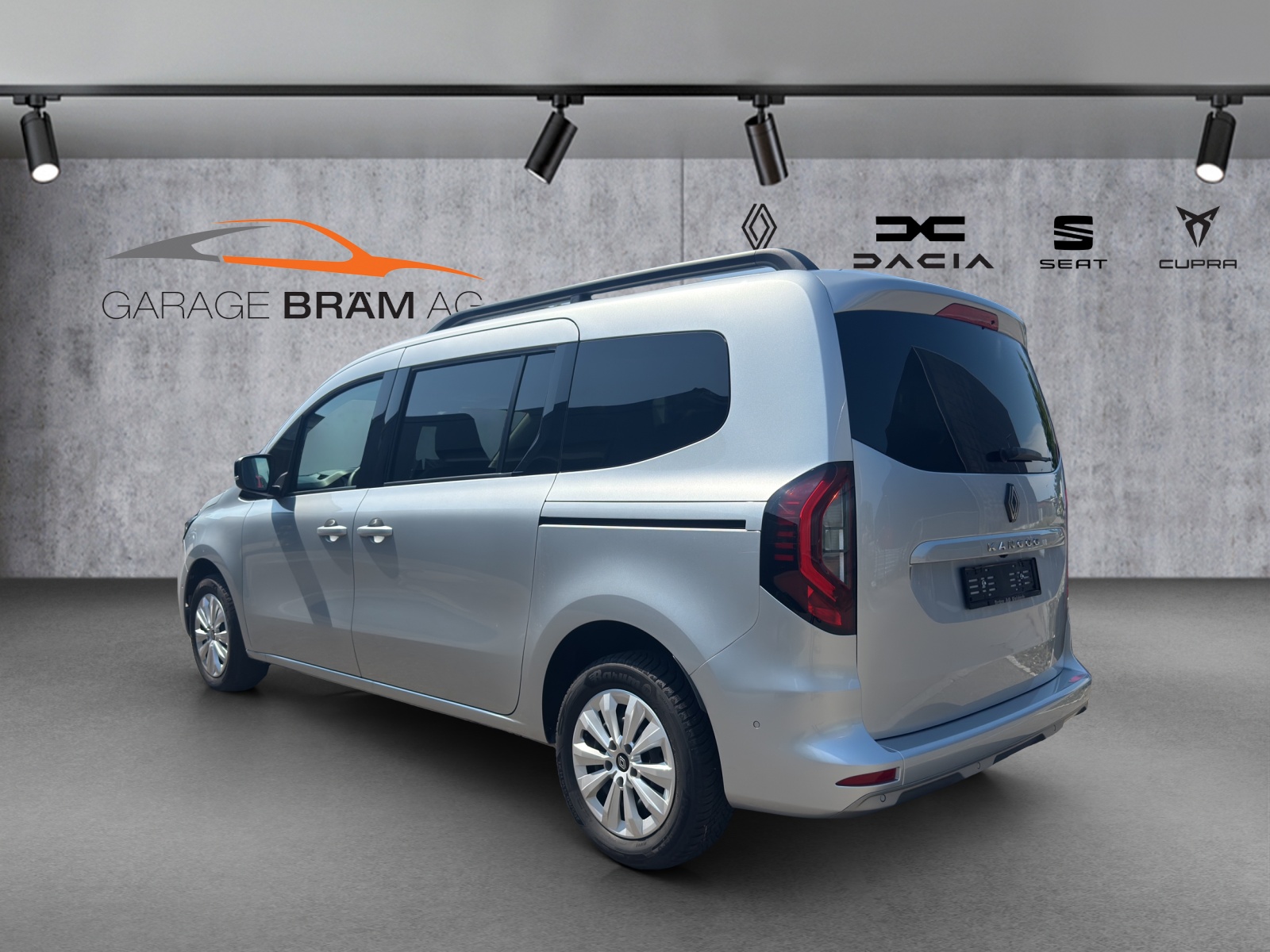 RENAULT Kangoo 1.3 TCe 130 PF Techno EDC-showroom-element-3
