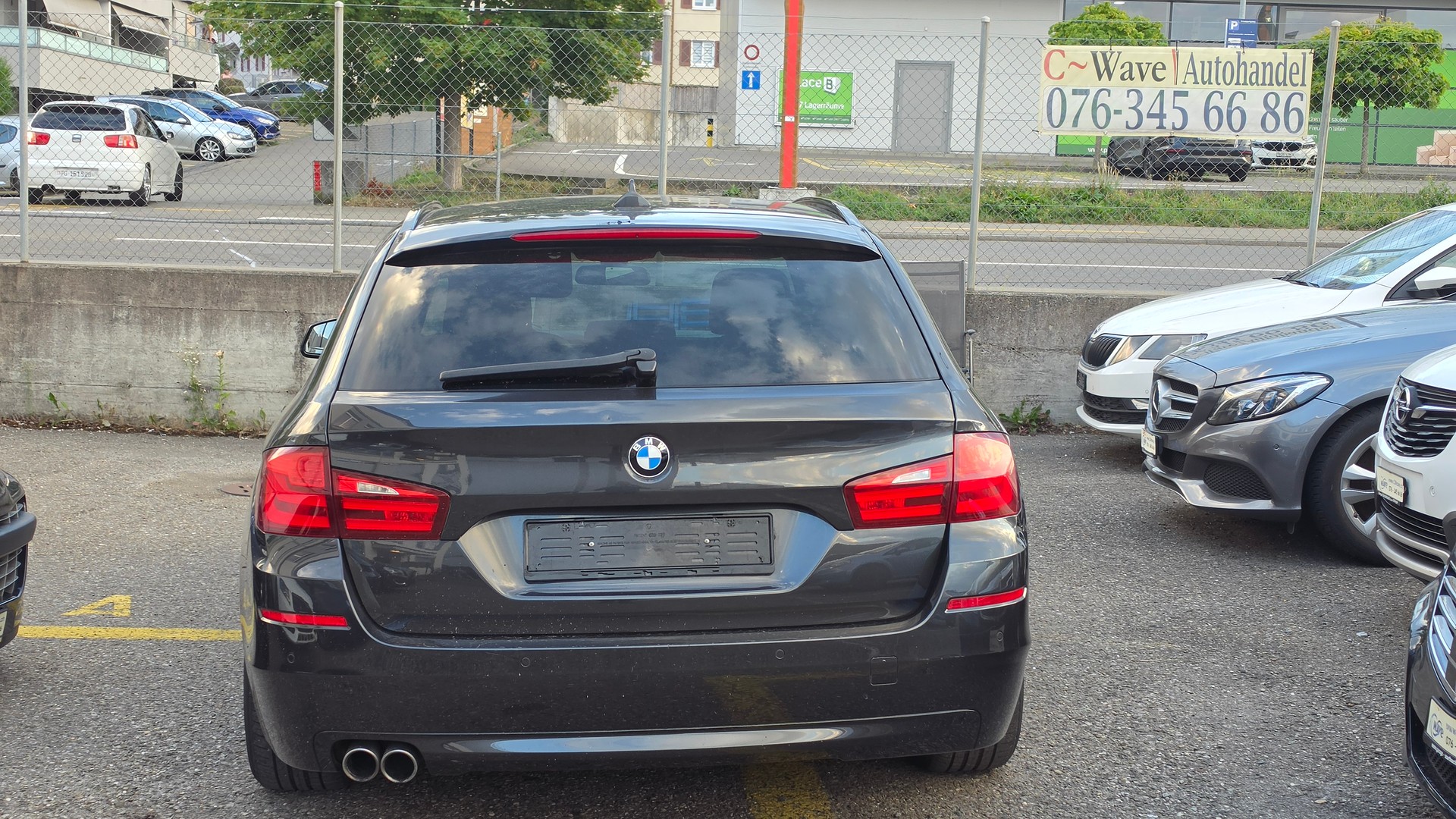 BMW 525d xDrive Touring Steptronic-image-18