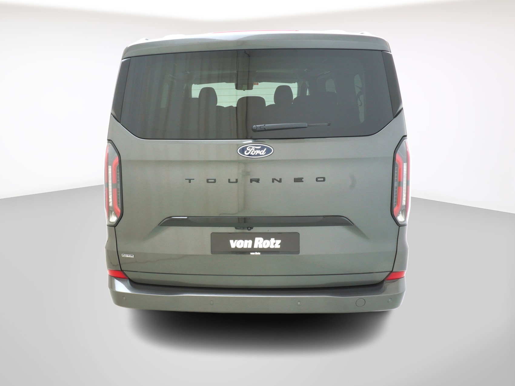 FORD Tourneo Custom L1 2.5 Plug-in-Hybrid Titanium X-showroom-element-2