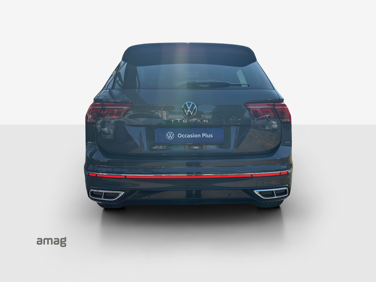 VW Tiguan 2.0TSI R-Line 4Motion DSG-showroom-element-3