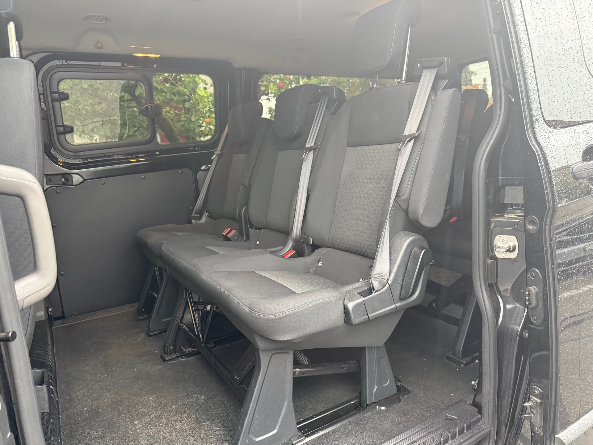 FORD Transit Custom 320 L2H1 Trend A-image-6