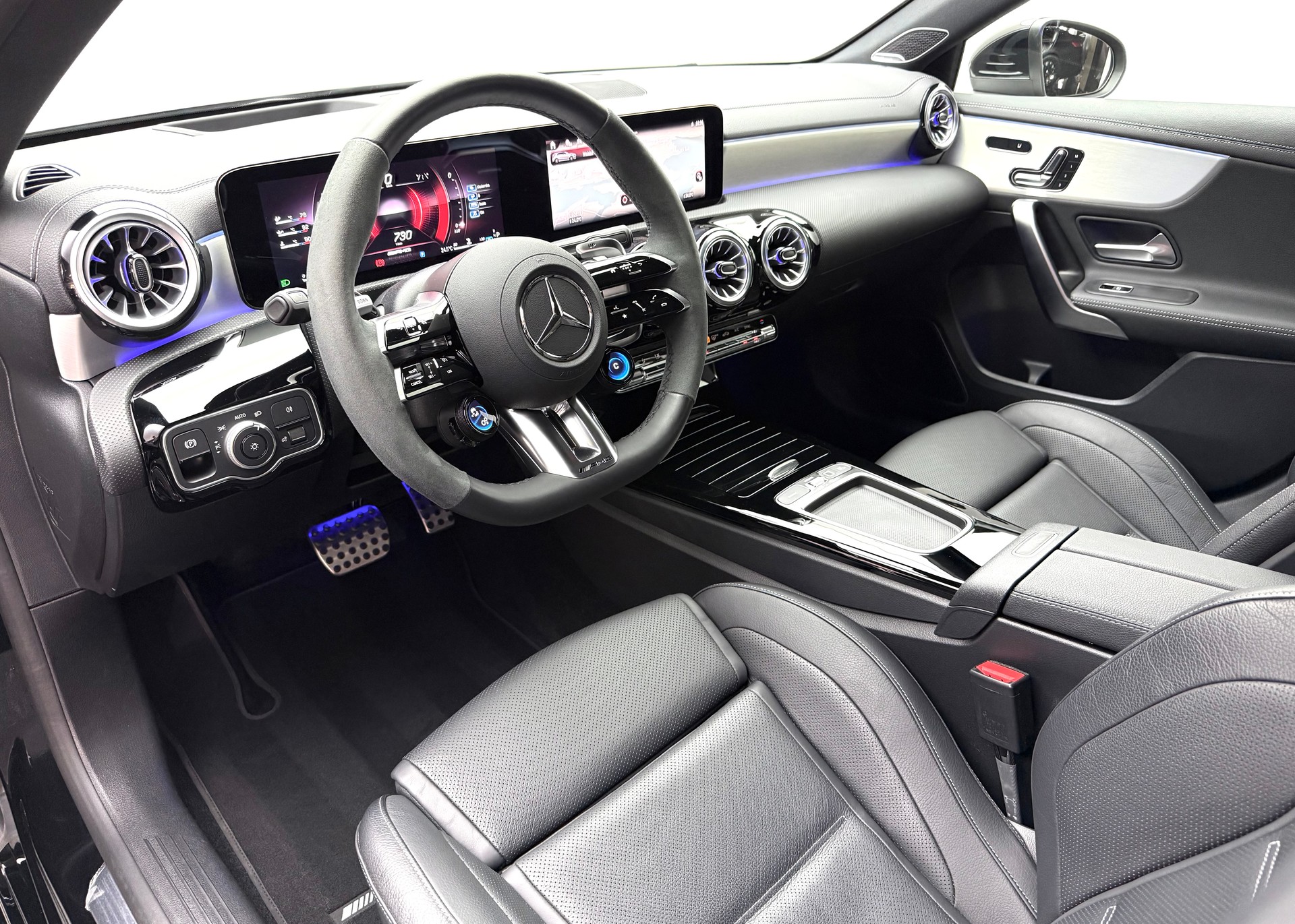 MERCEDES-BENZ A AMG 45 S 4Matic+ 8G-DCT *FACELIFT*PERFORMANCE SITZE*-image-7