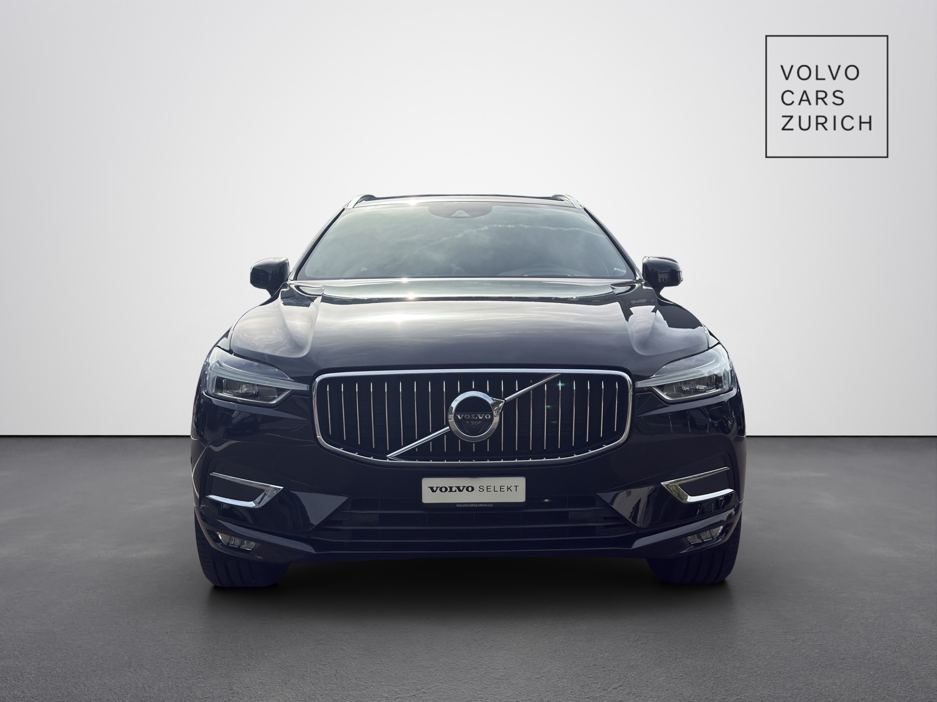 VOLVO XC60 2.0 D5 Inscription AWD-image-4