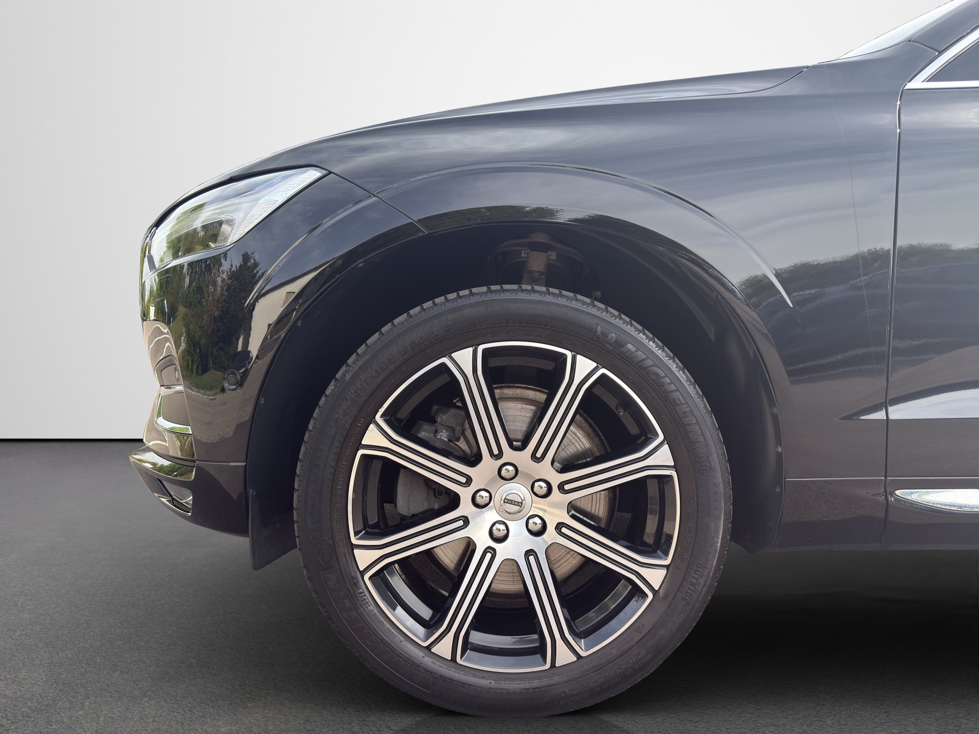 VOLVO XC60 2.0 D5 Inscription AWD-image-6