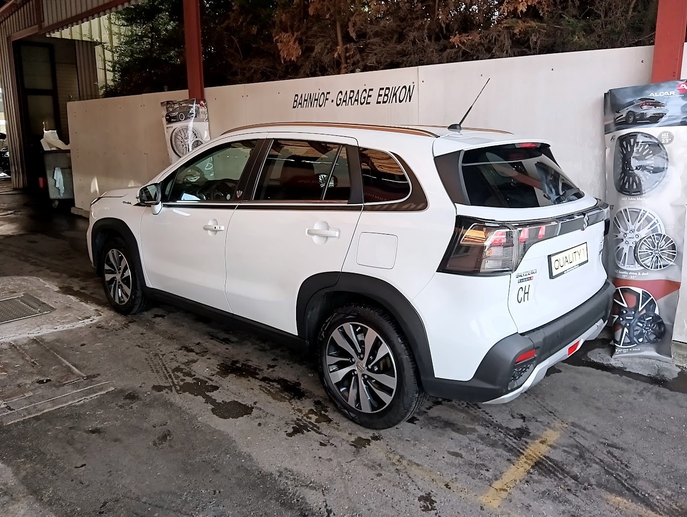 SUZUKI S-Cross 1.5 Piz Sulai Top Hybrid-image-4