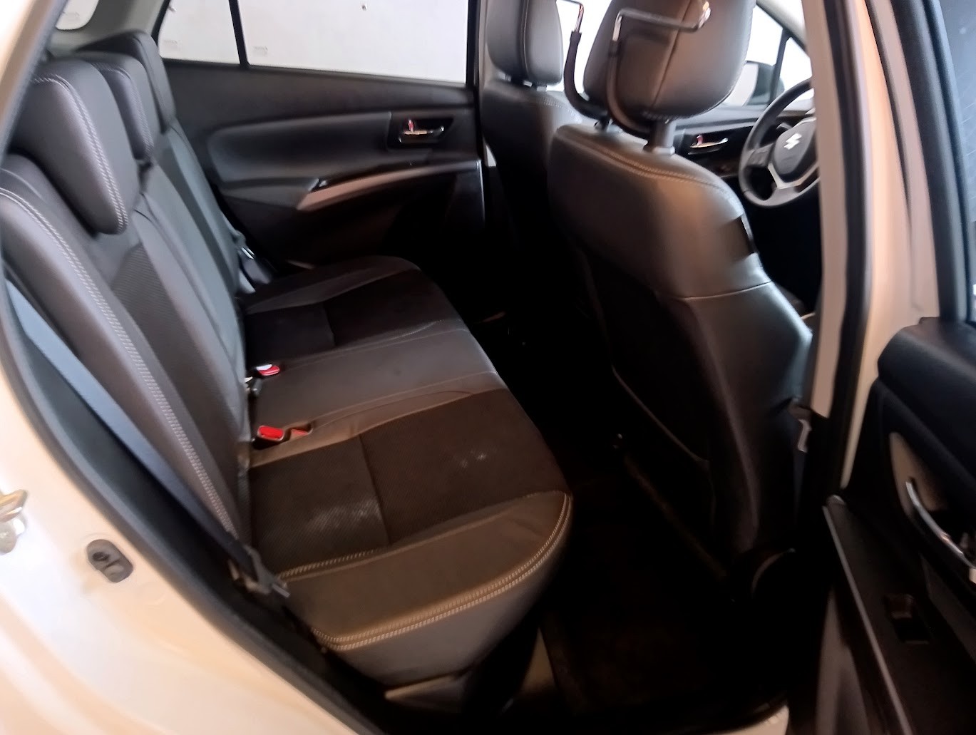 SUZUKI S-Cross 1.5 Piz Sulai Top Hybrid-image-10