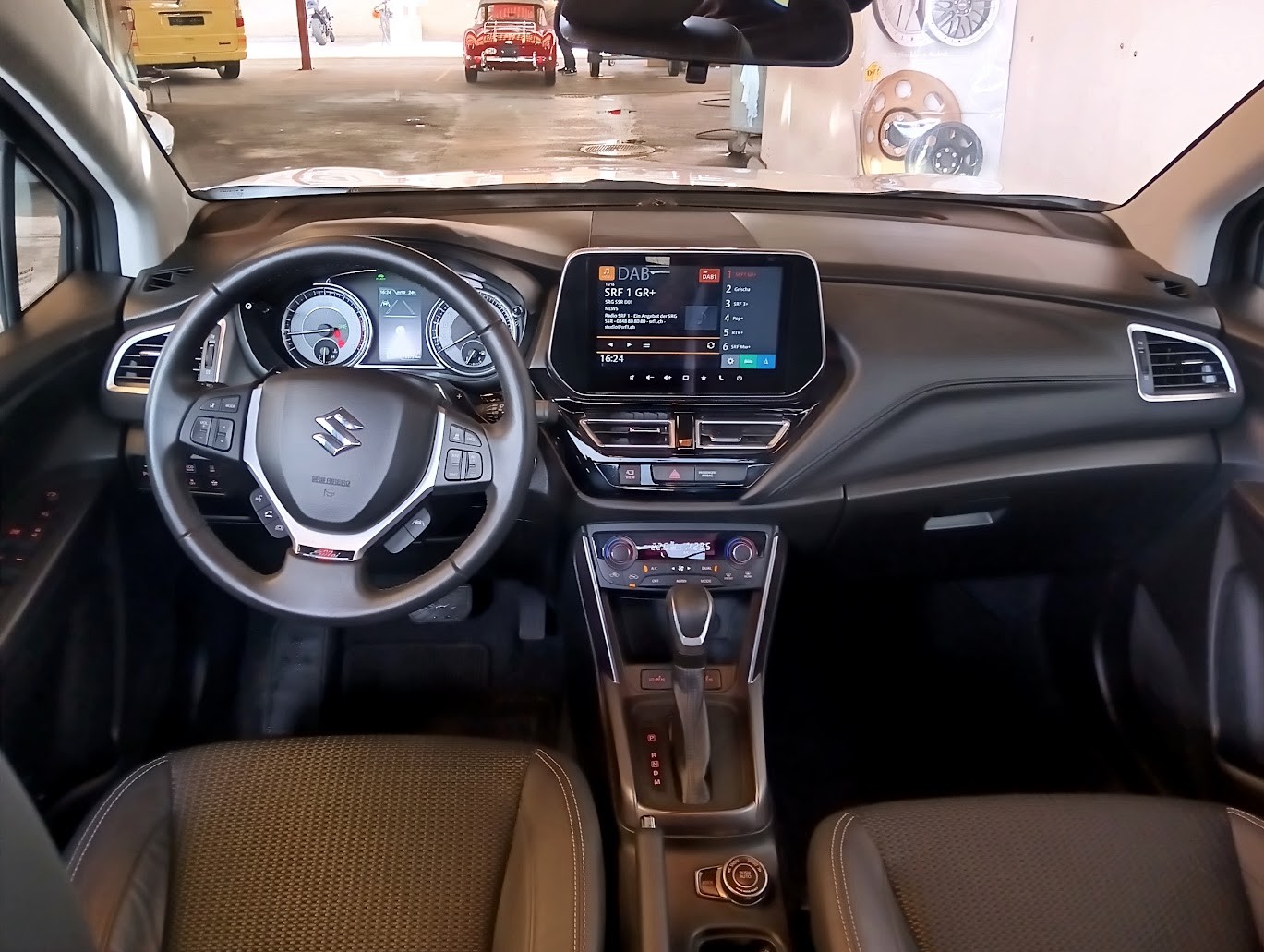 SUZUKI S-Cross 1.5 Piz Sulai Top Hybrid-image-7
