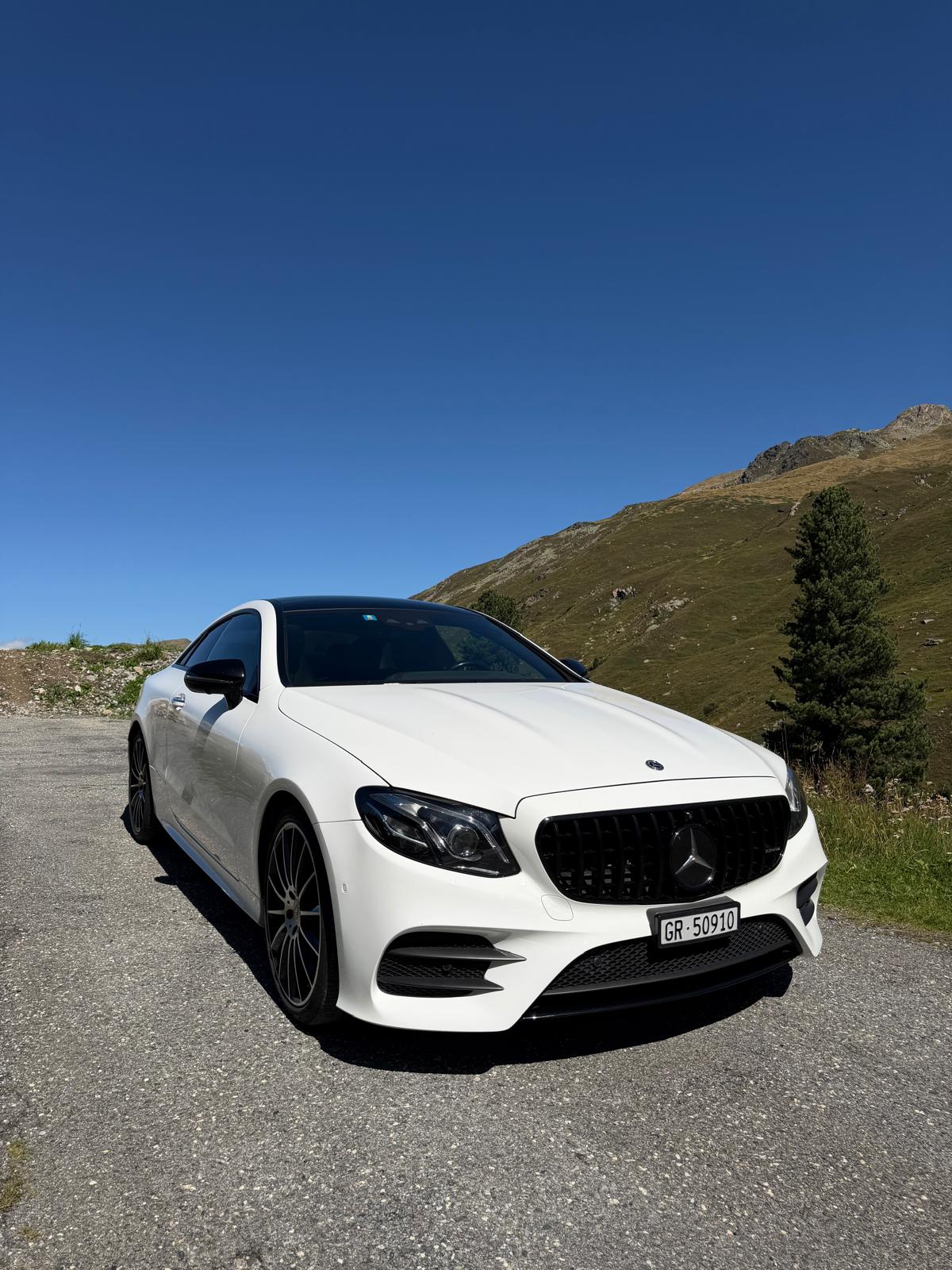 MERCEDES-BENZ E 200 AMG Line 4matic 9G-Tronic Ch-Fahrzeug/Frische MFK/Panoramadach/Sitzluftung/Head Up/Burmester uvm.-image-1