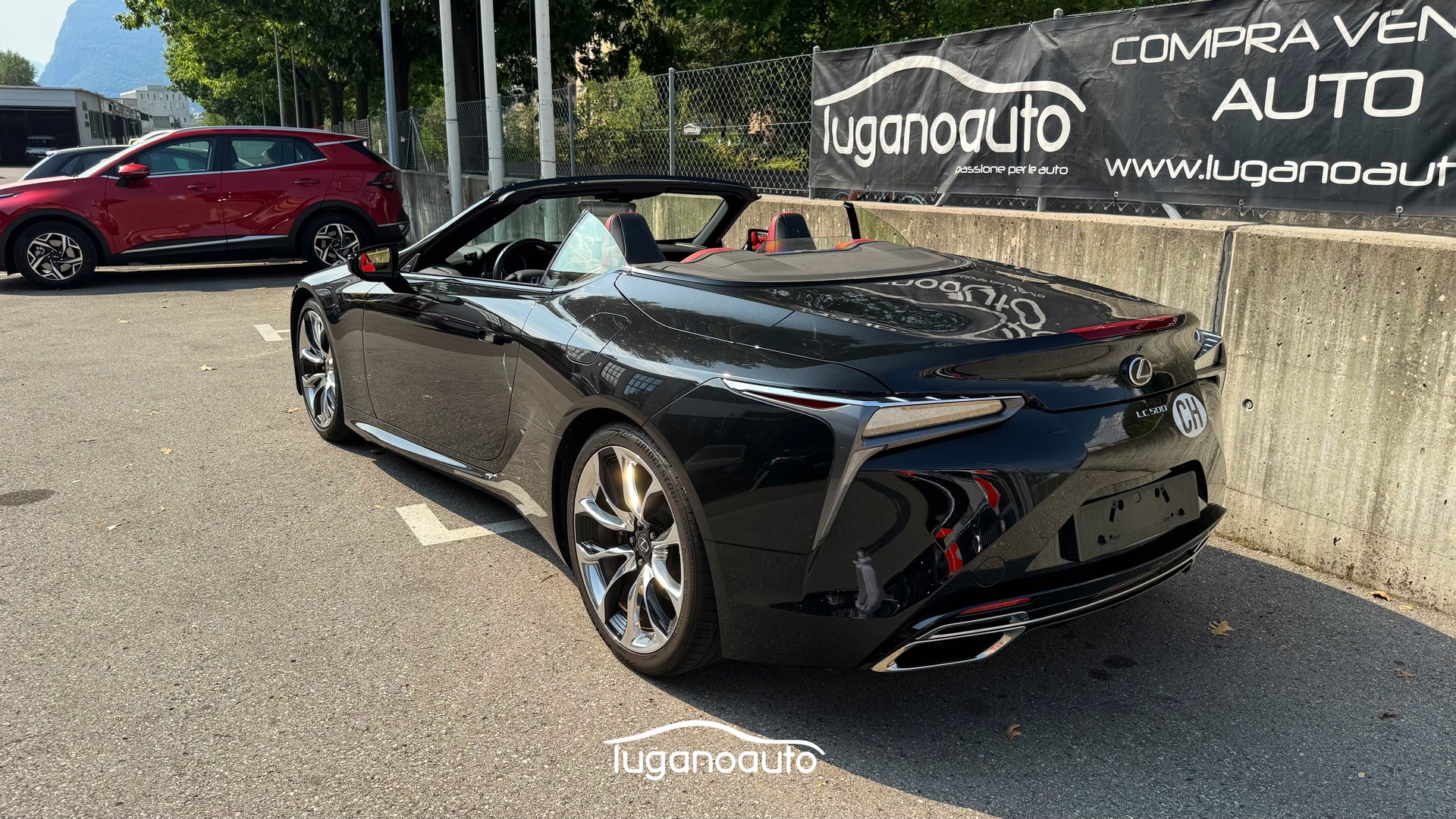 LEXUS LC 500 Cabriolet V8 Bespoke Automatic-image-3
