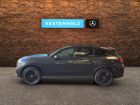 MERCEDES-BENZ GLC 300 e 4M 9G-Tronic-showroom-element-3