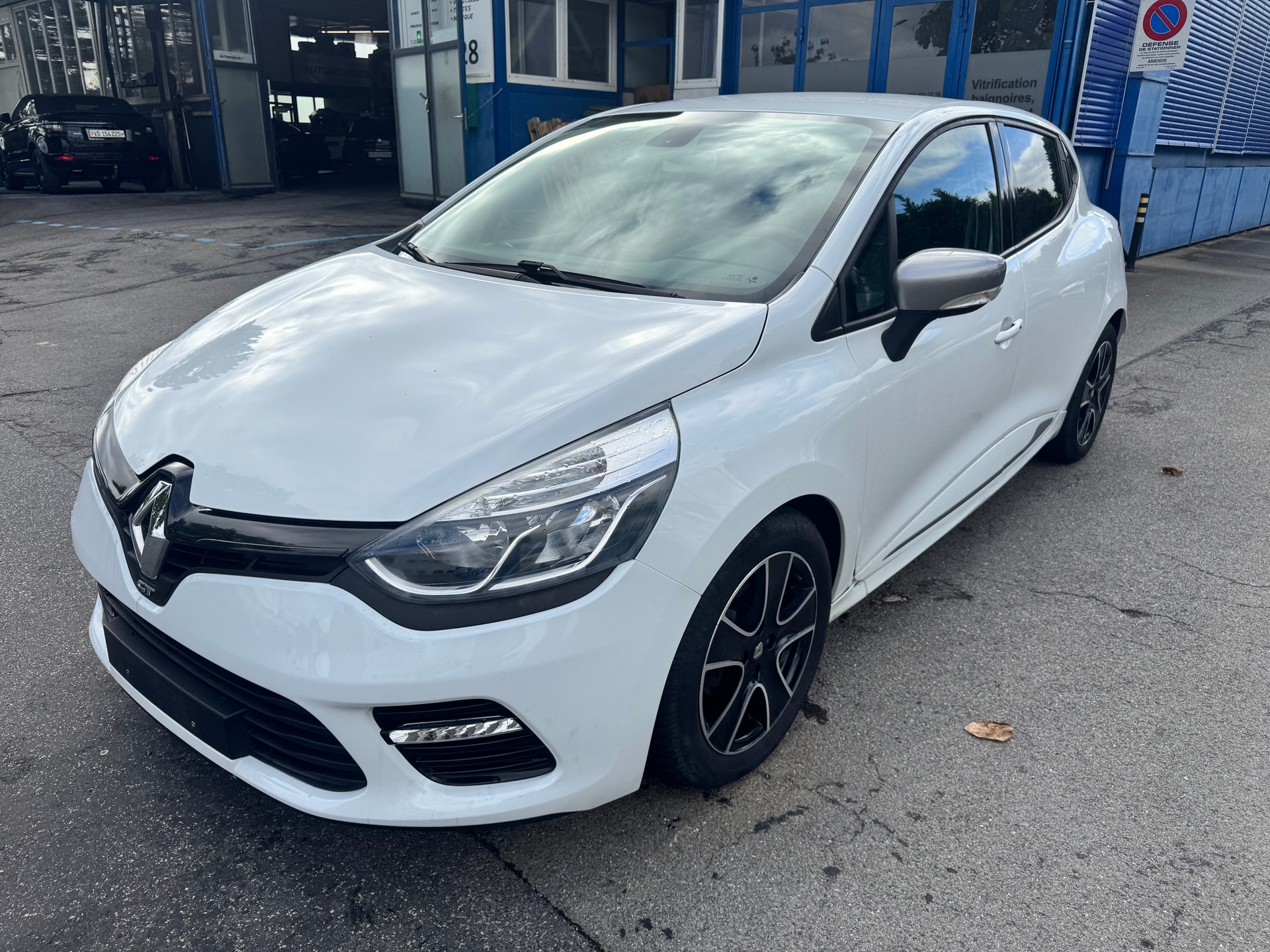 RENAULT Clio 1.2 16V T Limited GT-image-2