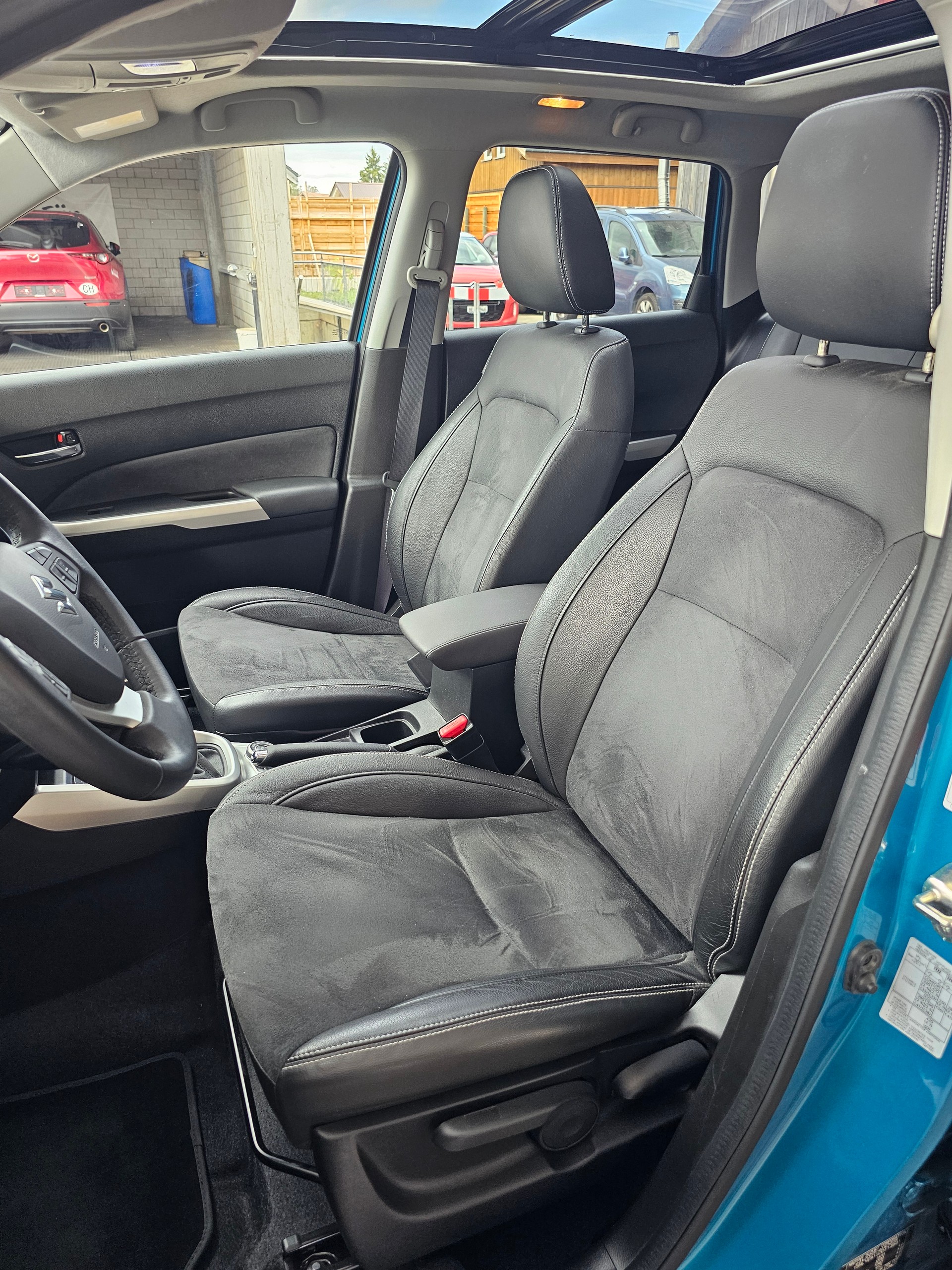 SUZUKI Vitara 1.6 TD Sergio Cellano Top-image-12