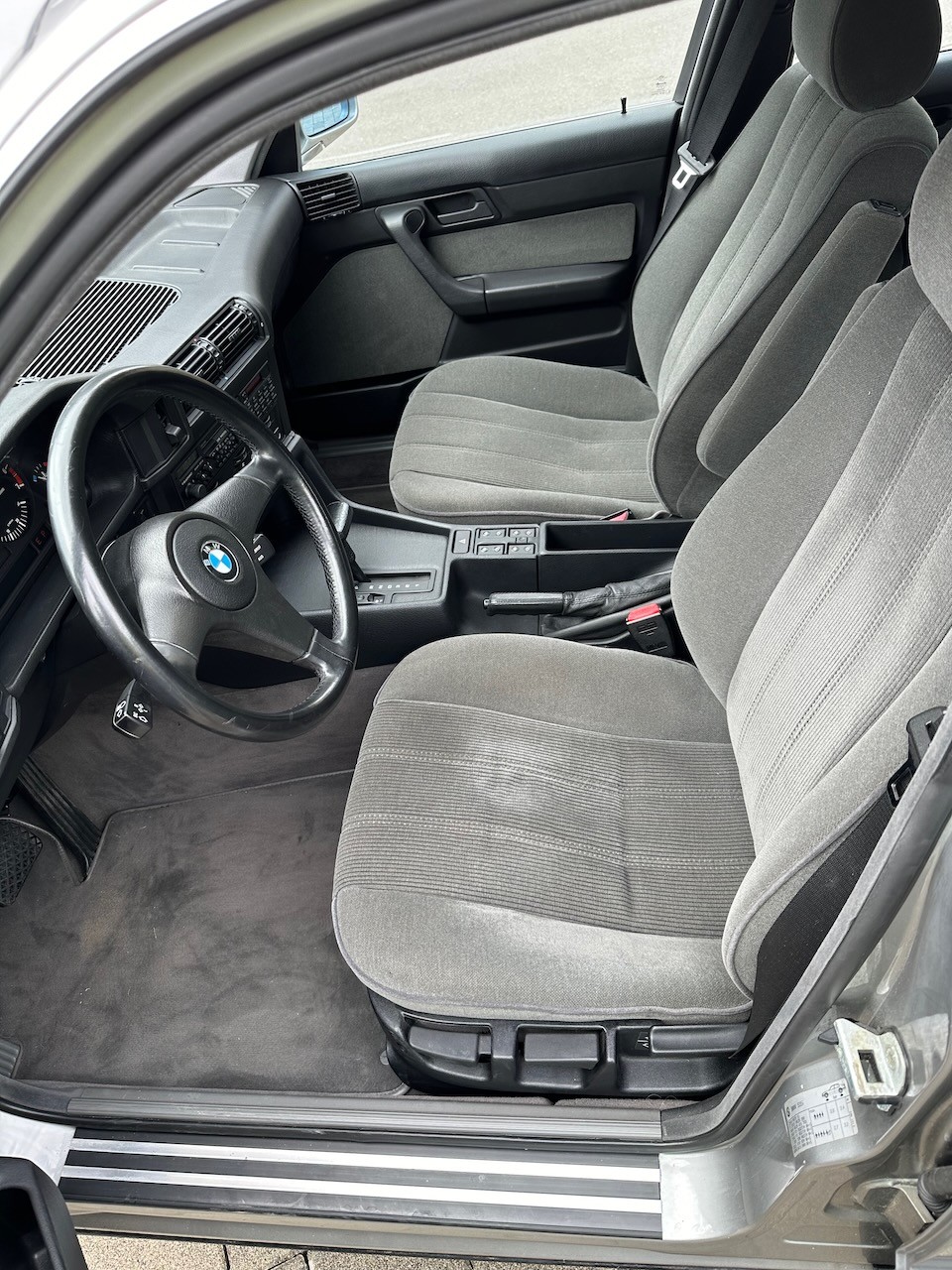 BMW 535i A-image-11