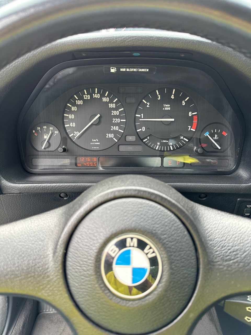 BMW 535i A-image-10