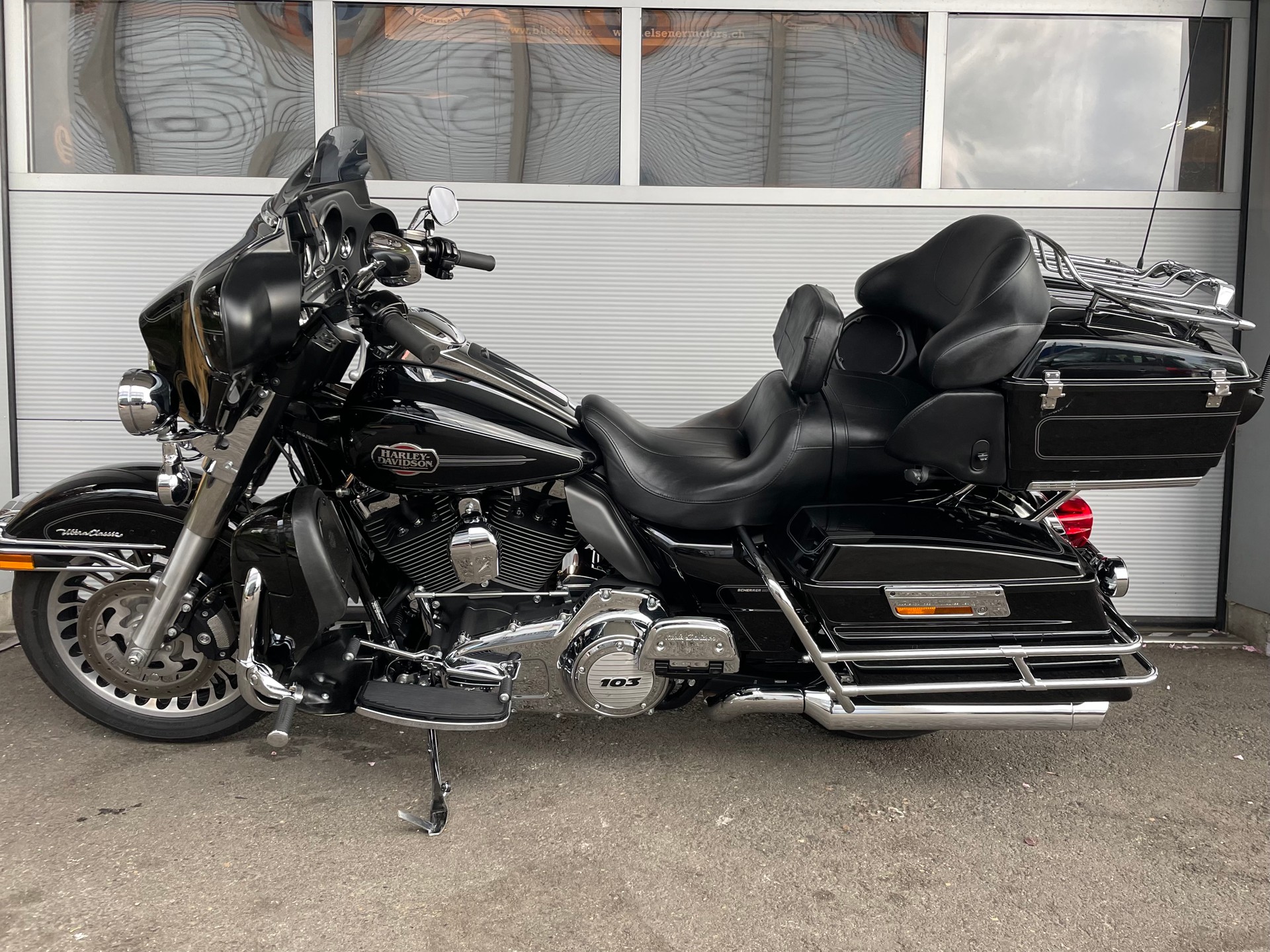 HARLEY-DAVIDSON FLHTCU Electra Glide Ultra Classic ABS-image-1