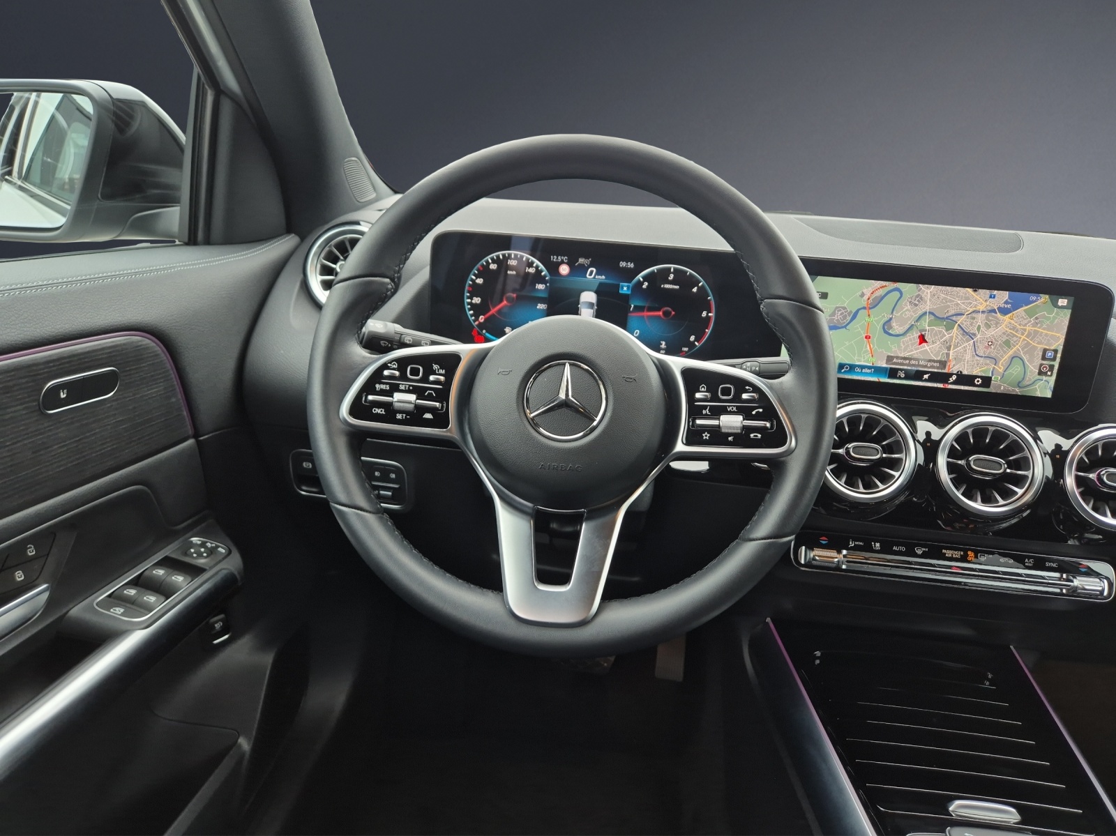 MERCEDES-BENZ GLA 220d Progressive-image-8