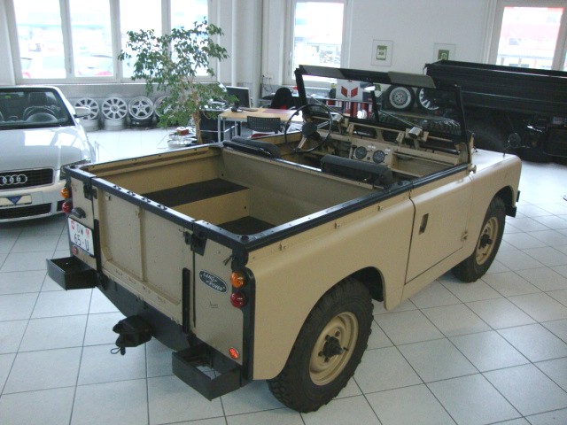 LAND ROVER Serie IIa Soft Top Avus Classic-image-7