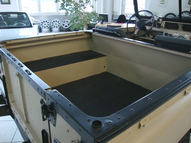 LAND ROVER Serie IIa Soft Top Avus Classic-image-10