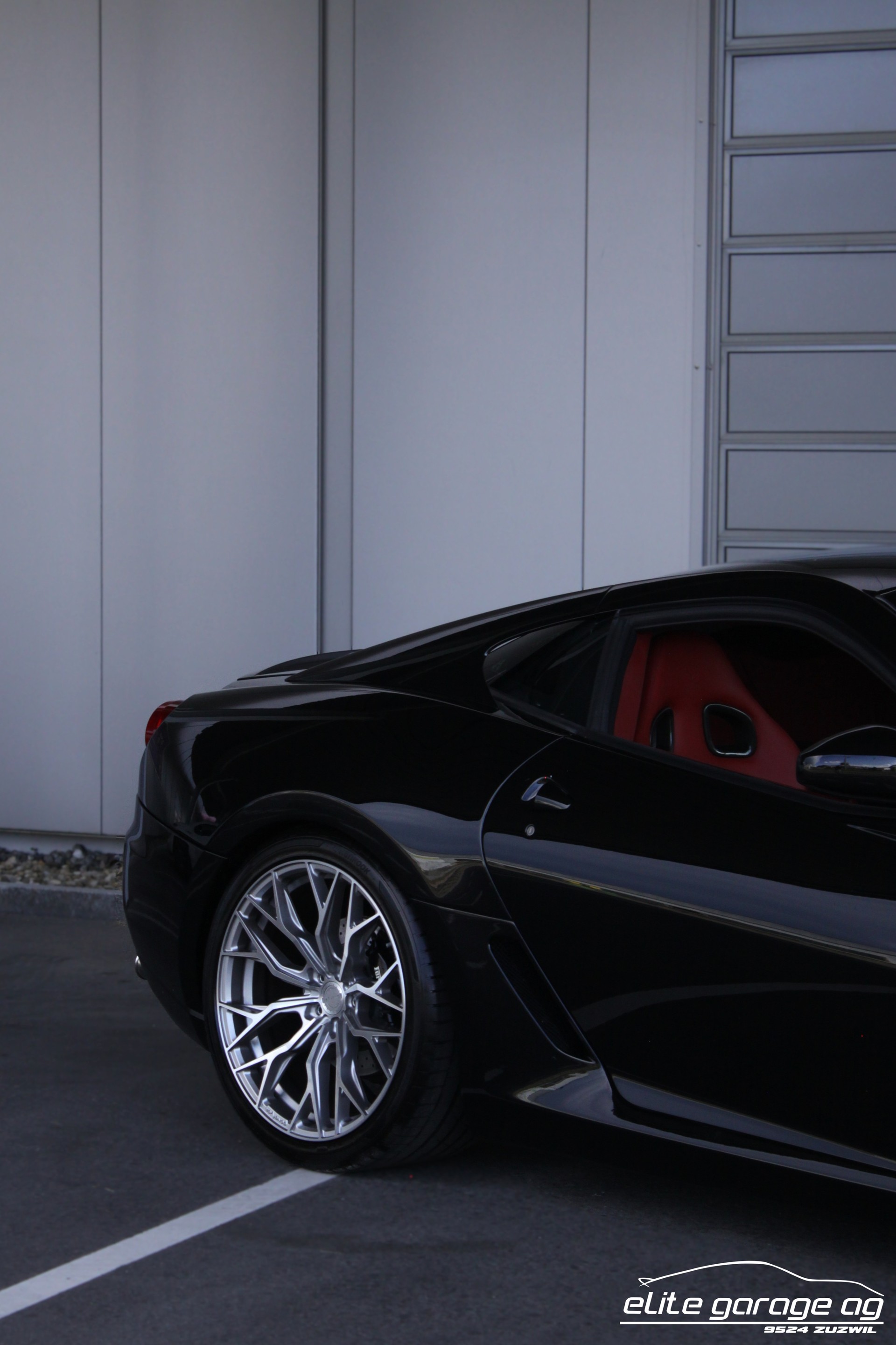 FERRARI 599 GTB-image-11