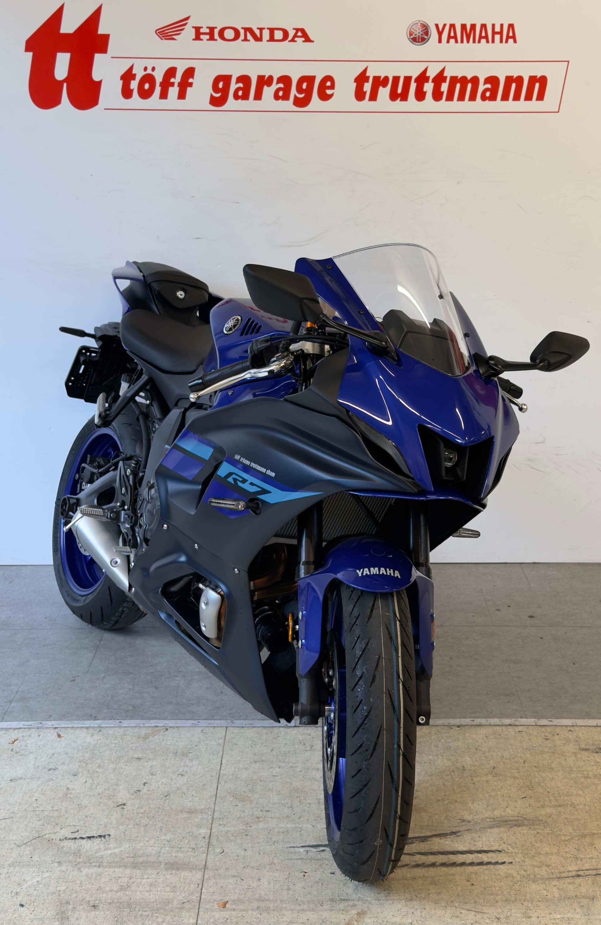 YAMAHA YZF-R7 (35kW)-image-2